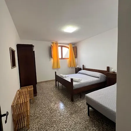 Daire Ary'S House Bilocale Giallo