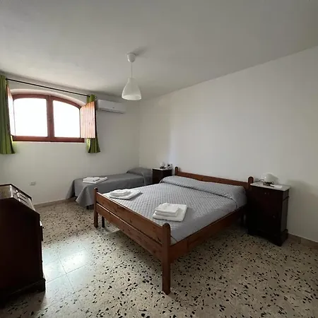 Ary S House Bilocale Giallo Apartment